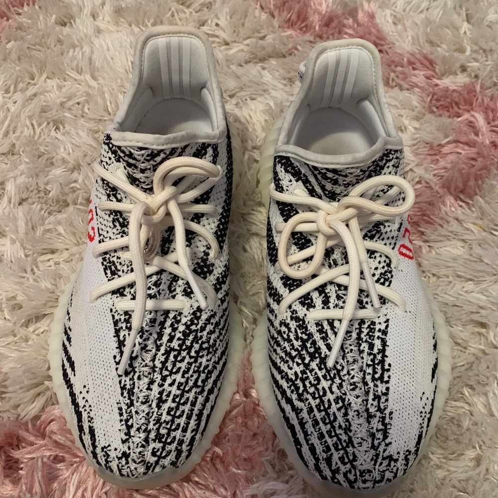 perfect condition yeezys